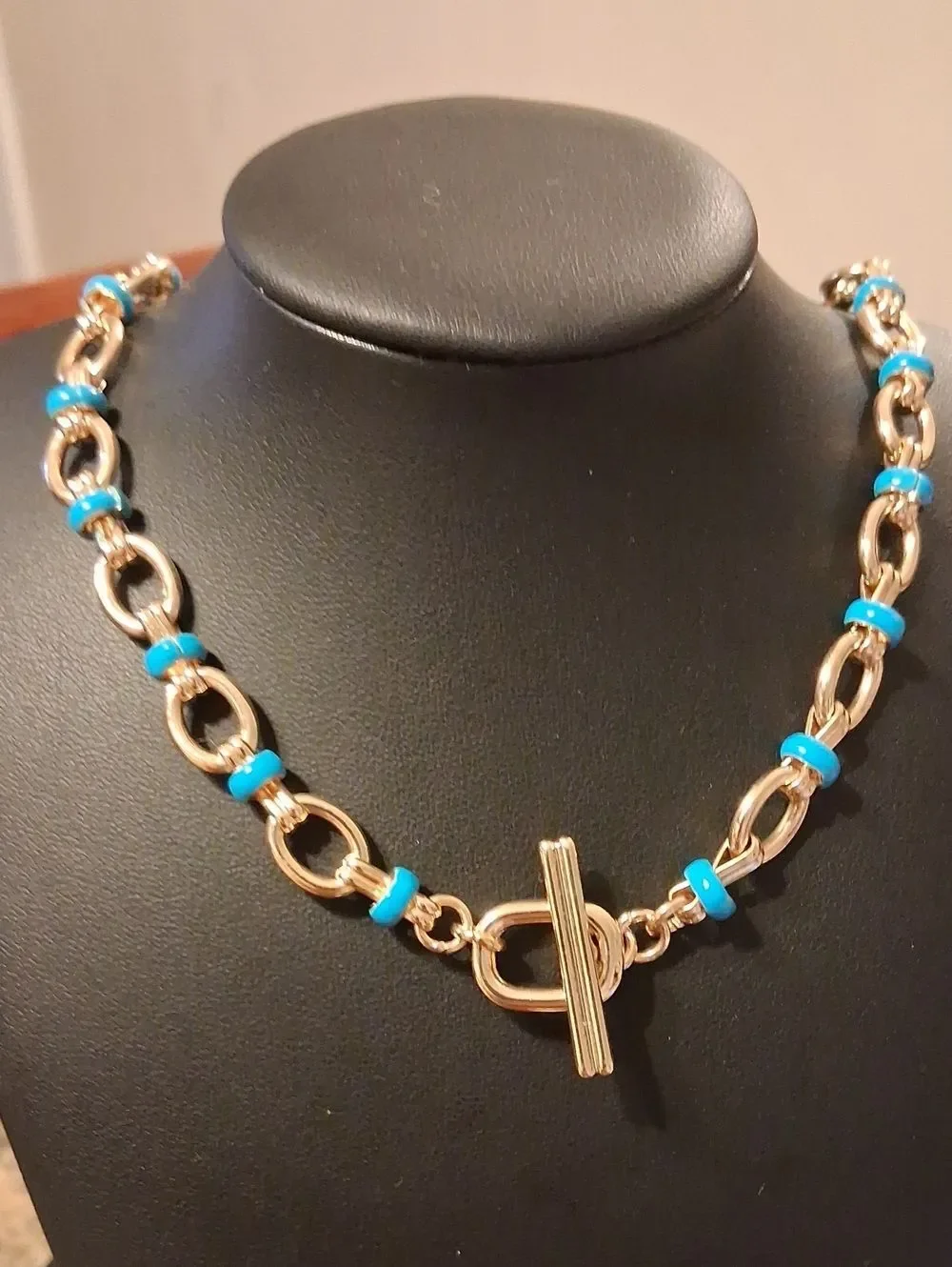 Gorgeous Blue And Gold Statement Necklace With Toggle Closure 18